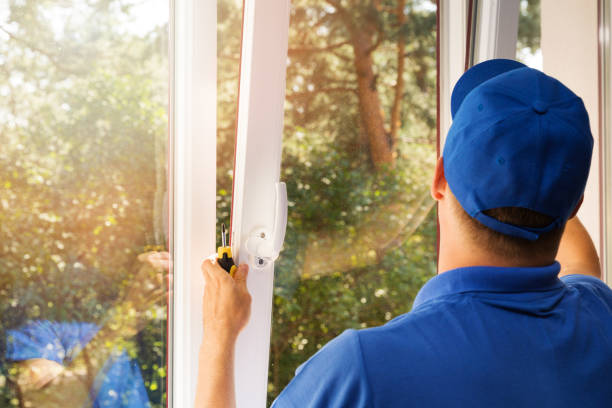 Best Commercial Window Cleaning  in Emigsville, PA